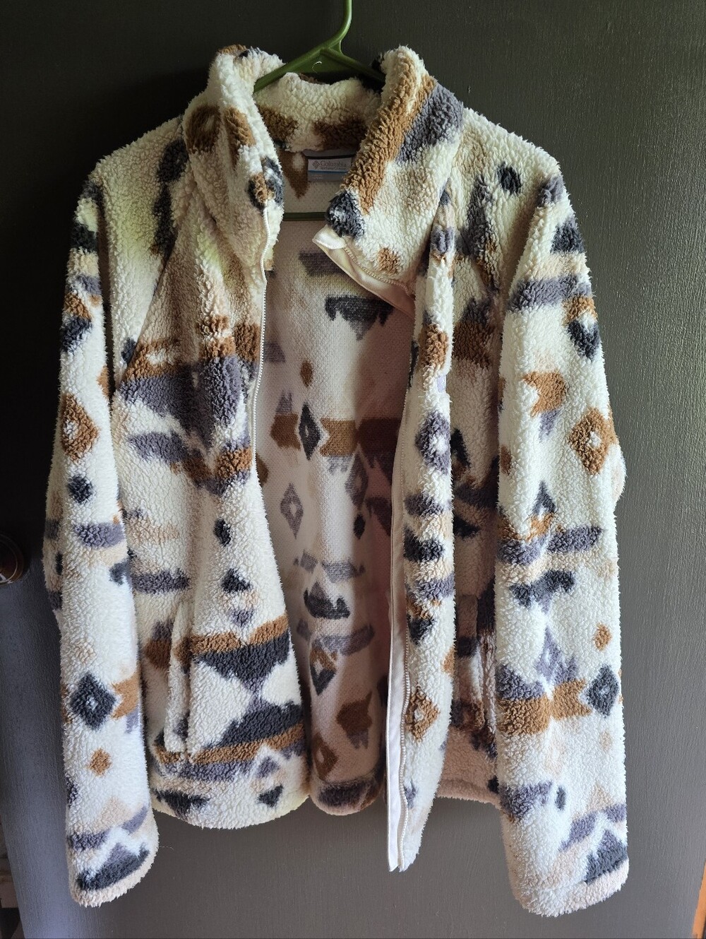 Columbia Women's Sherpa Jacket in Cream, Brown & Gray Aztec Print